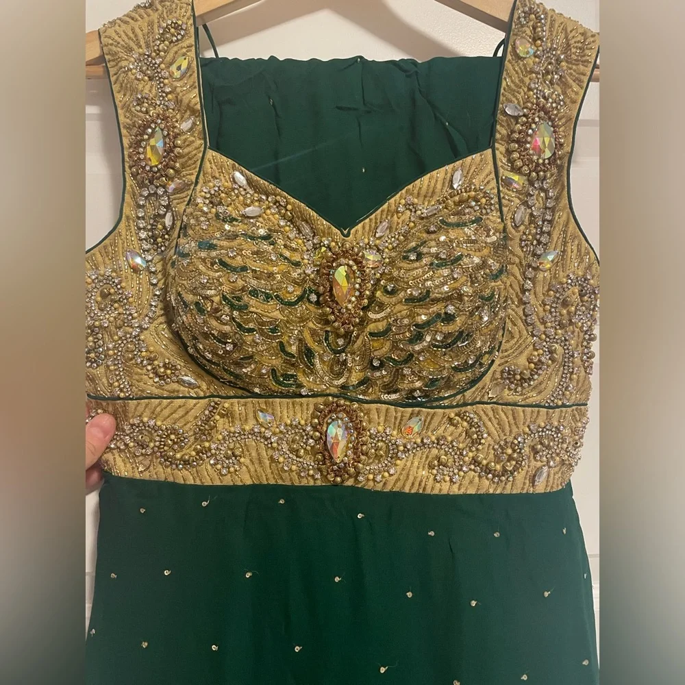Indian Suit - Picture 3 of 5